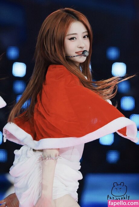 Huh Yunjin 허윤진