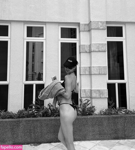 Nacktes geleaktes OnlyFans-Foto von Vivie Vons