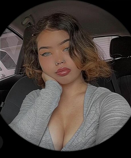 Nacktes geleaktes OnlyFans-Foto von Thatgirlmyyuh