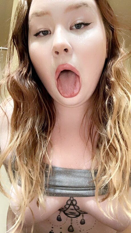 Nacktes geleaktes OnlyFans-Foto von Rose