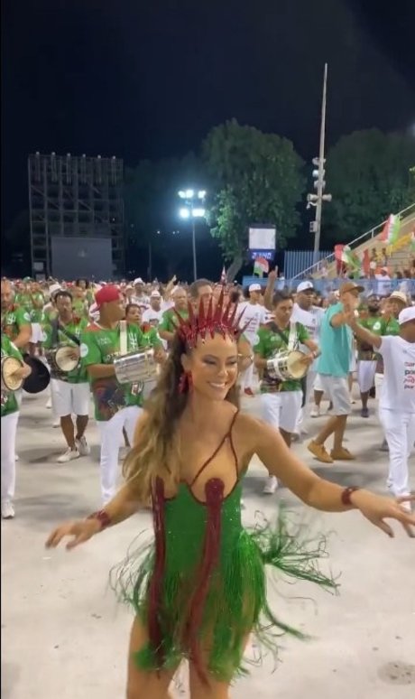 Nahá fotka uniklých OnlyFans od Paola Oliveira
