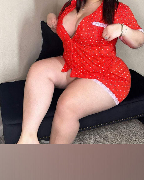 Nøgent lækket OnlyFans-billede af Nadinediva