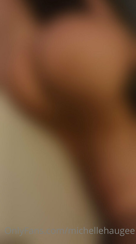 Michellehaugee OnlyFans 유출 누드 사진