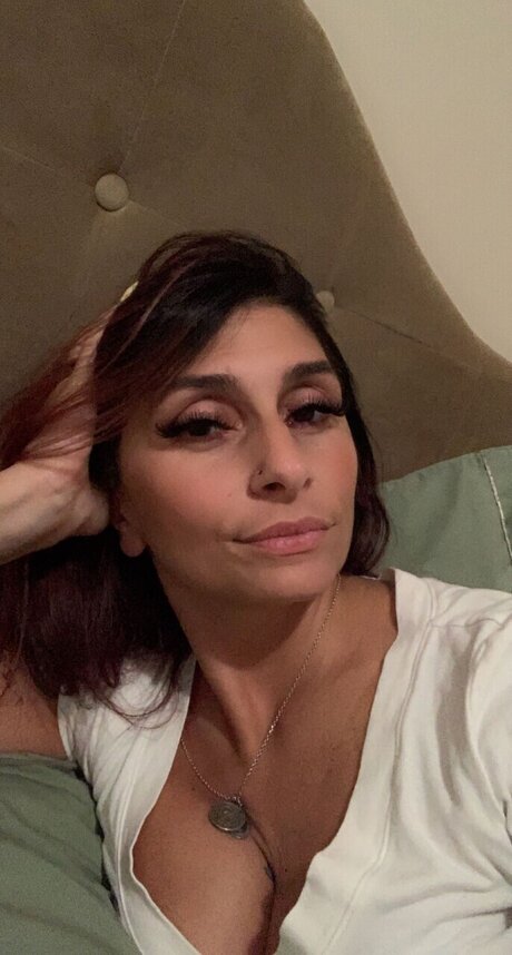 Nacktes geleaktes OnlyFans-Foto von Stephie