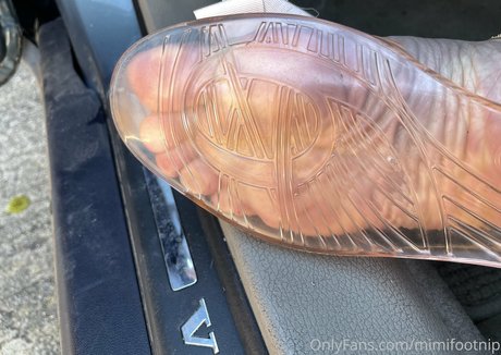 Mimifootnip