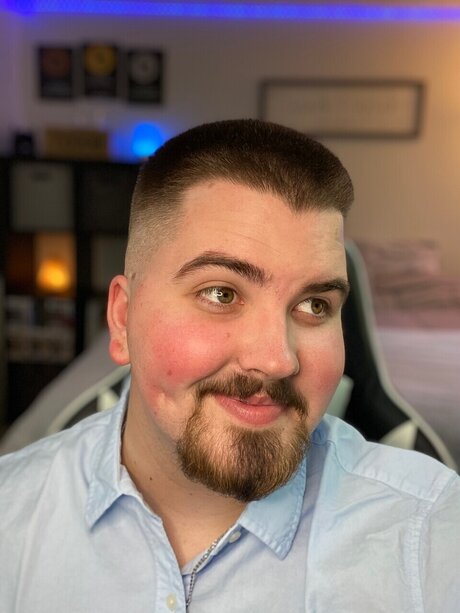 Nahá fotka uniklých OnlyFans od Vinny3000