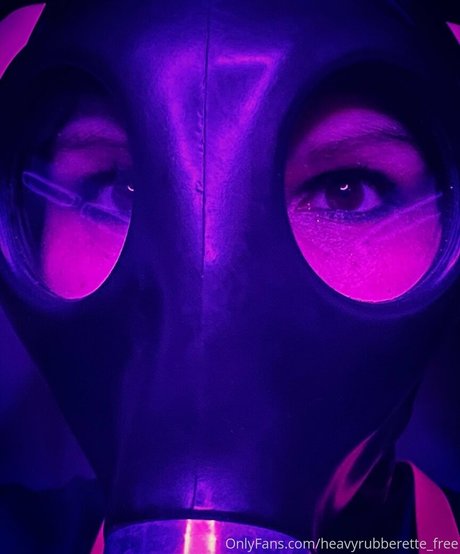 Heavyrubberette_free