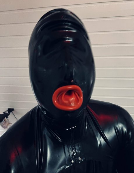 Heavyrubberette_free