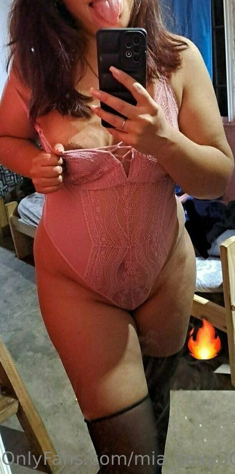 Mia_sexy30