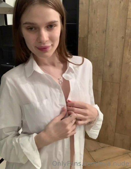 Eva.nude11