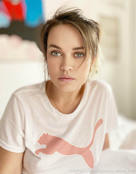 Dayanna_sweet_free