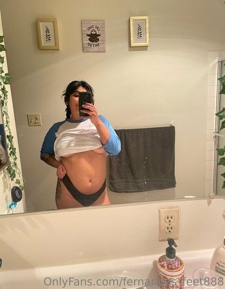 Fernandas_feet888