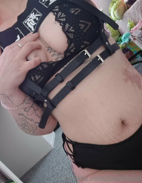 Nahá fotka uniklých OnlyFans od Itskhloelol