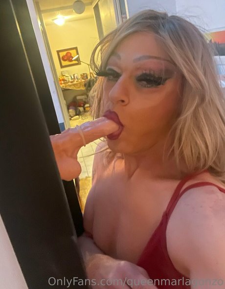 Naken lekkede OnlyFans-bilde av Queenmarlagonzo
