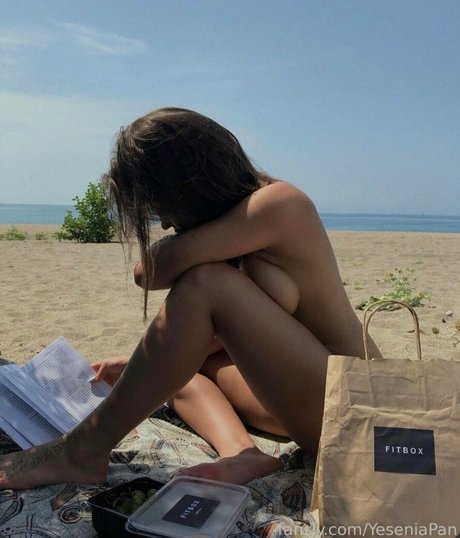 YeseniaPan