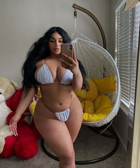 Nacktes geleaktes OnlyFans-Foto von Megan Velez