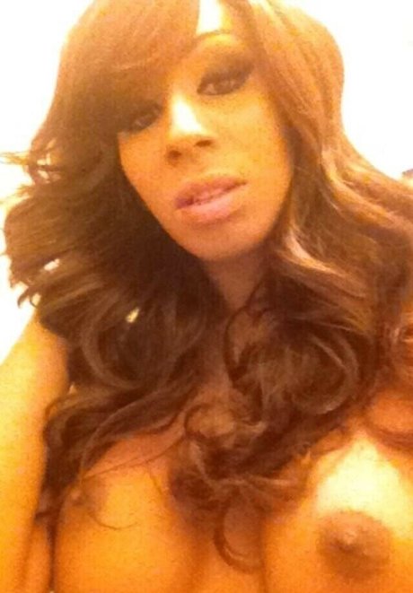 Honey Foxxx