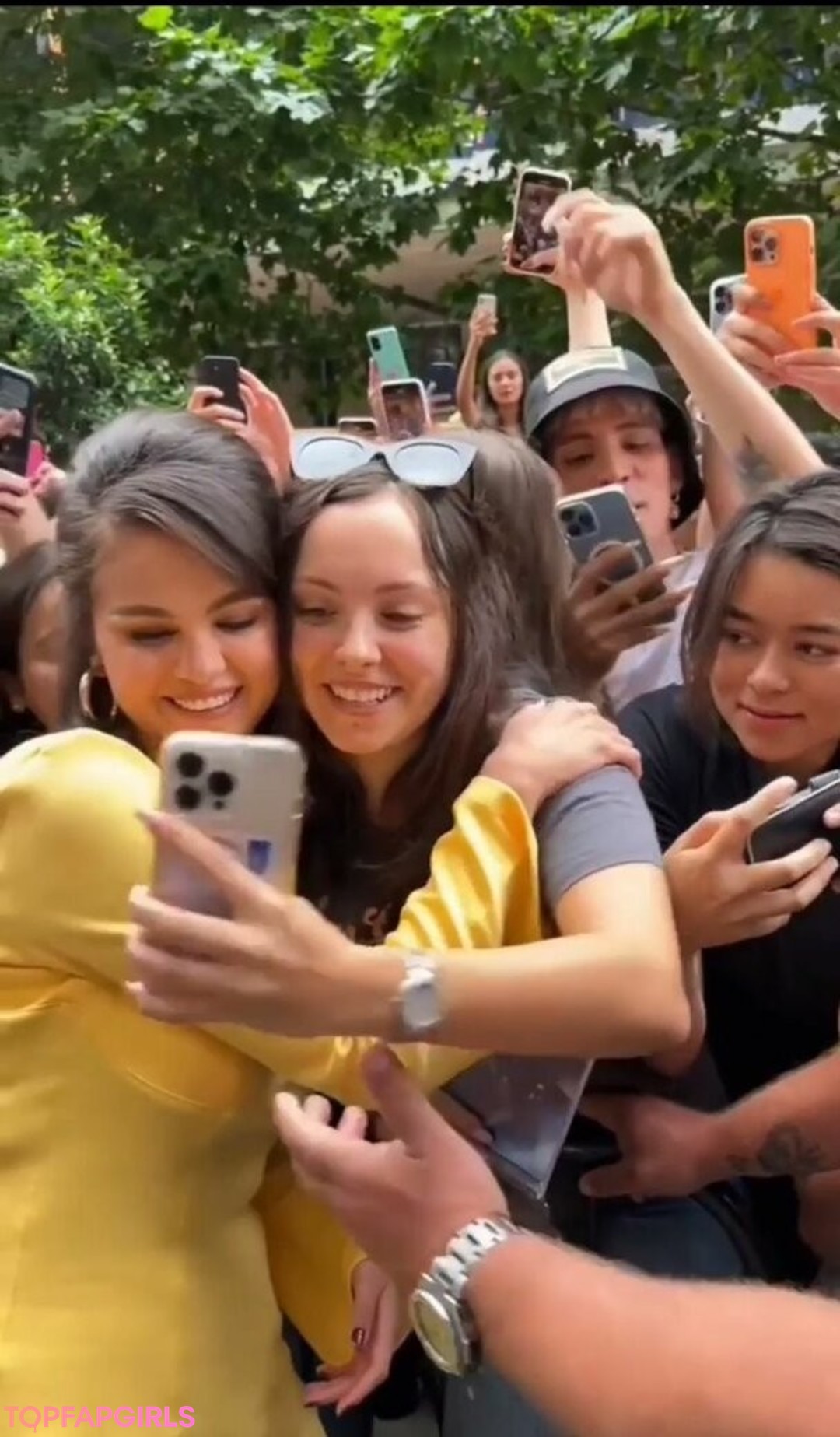 Naakte gelekte OnlyFans-foto van Selena Gomez #1137