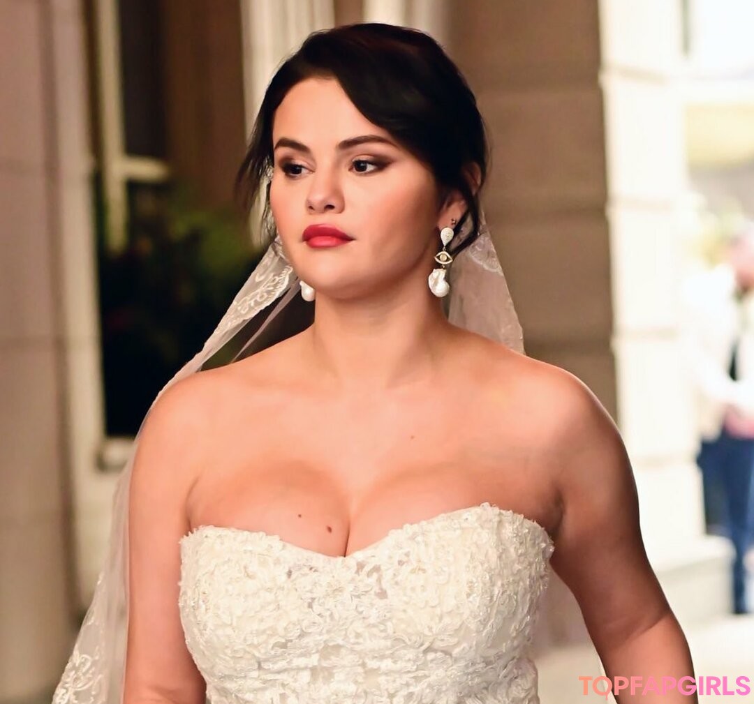Selena Gomez nude leaked OnlyFans photo #1908