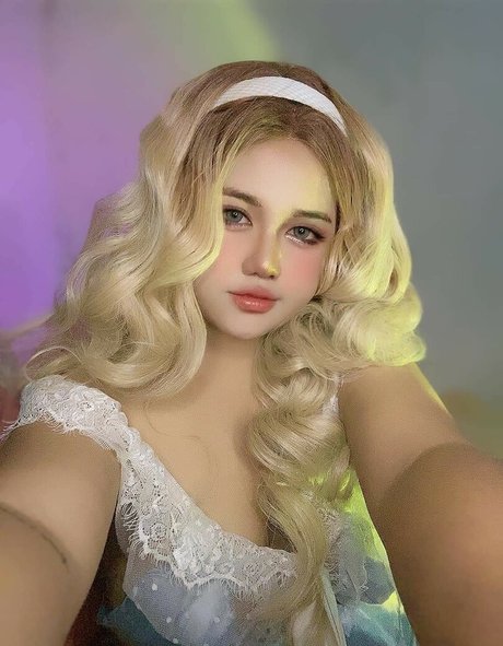 Charlotte Linlin OnlyFans 유출 누드 사진