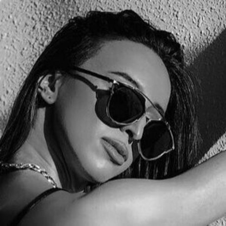 Naken lekkede OnlyFans-bilde av Alessia Vernazza