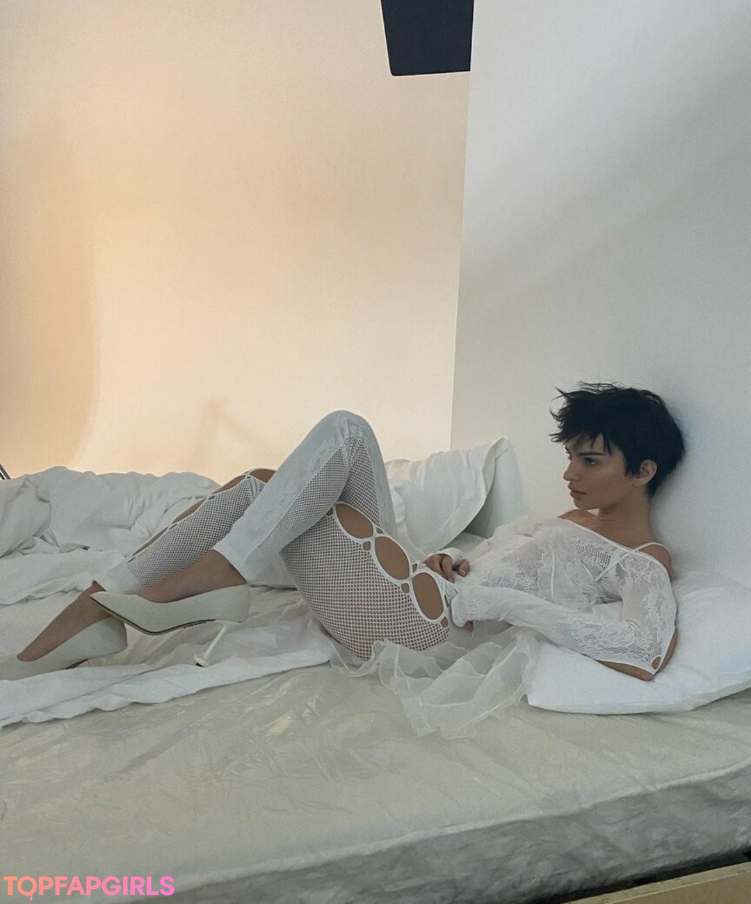 Emily Ratajkowski nude leaked OnlyFans photo #1452