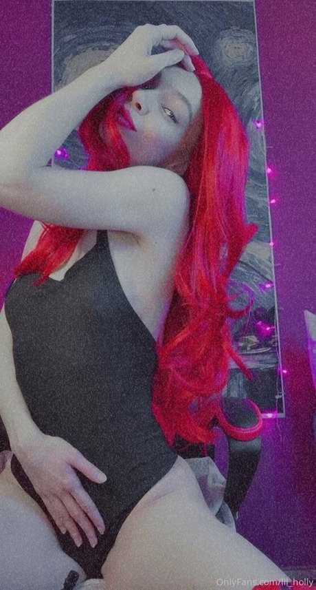 Naken lekkede OnlyFans-bilde av Lilholly