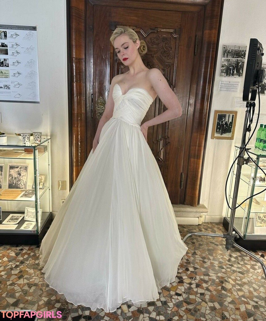 Elle Fanning nude leaked OnlyFans photo #1105