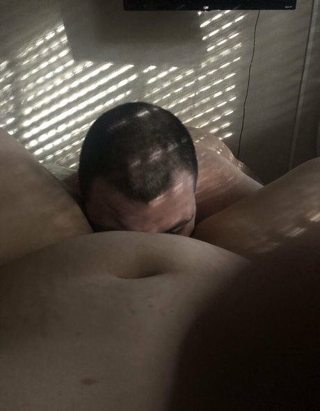 Godsavethequeenb____