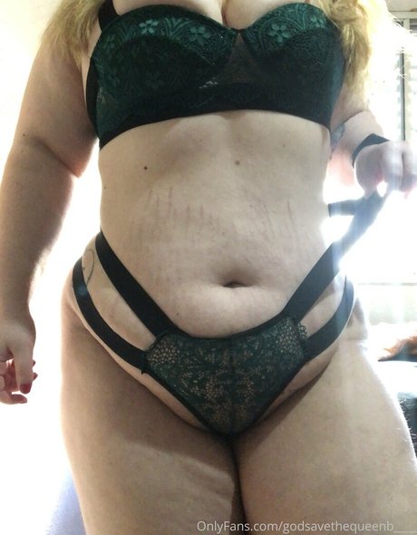 Godsavethequeenb____