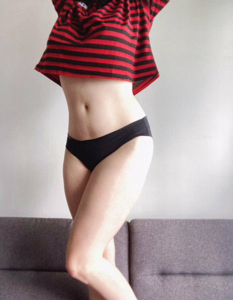 Naken lekkede OnlyFans-bilde av Vanessastrawberryfree