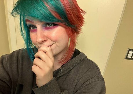 Ellieopalfree