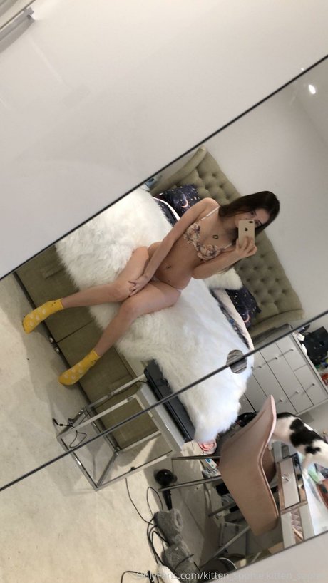 Nacktes geleaktes OnlyFans-Foto von Kirabee