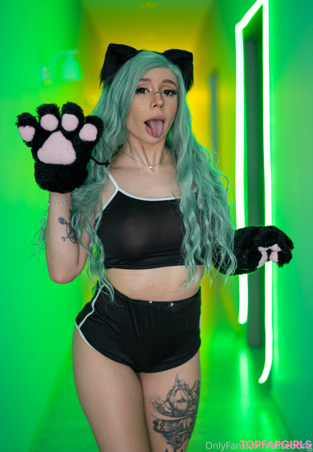 Alicebong nude leaked OnlyFans photo #1221