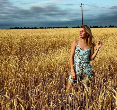 A_tendergirl_vialeti