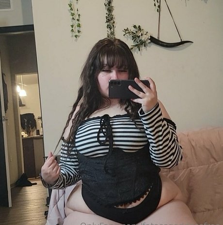 Fatassgoddessfree