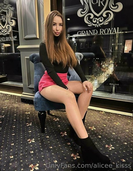 Alicee_kisss