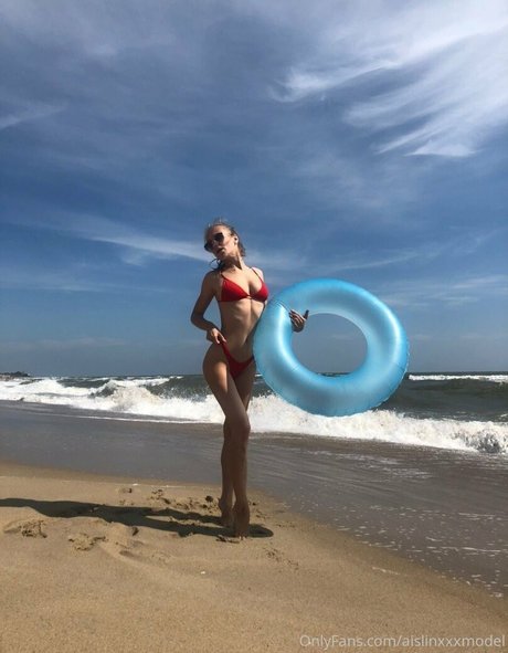 Aislinxxxmodel