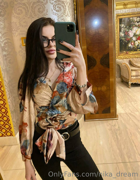 Nika_dream