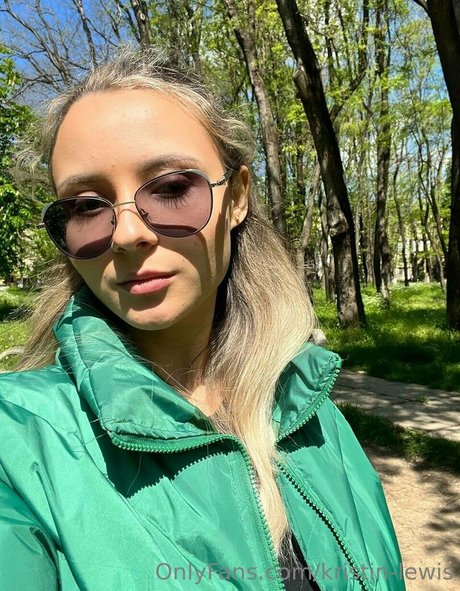 Nahá fotka uniklých OnlyFans od Kristinlewis