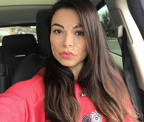 Miranda Cosgrove