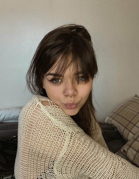 Nikkiinatural