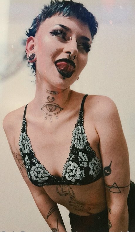 Littledemonwitchfree