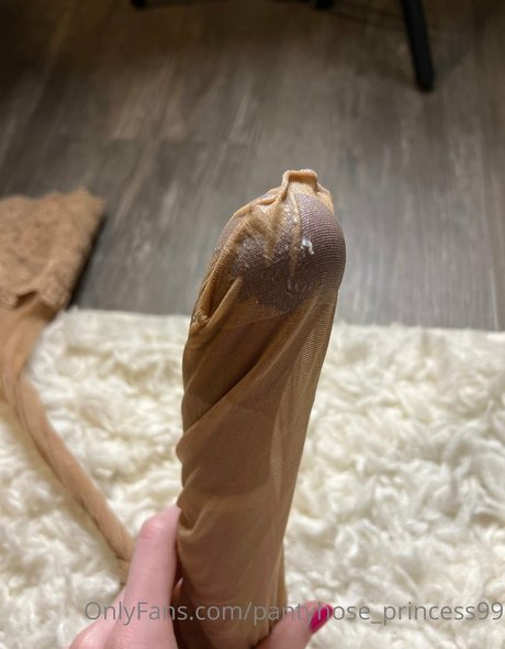 Pantyhose_princess99