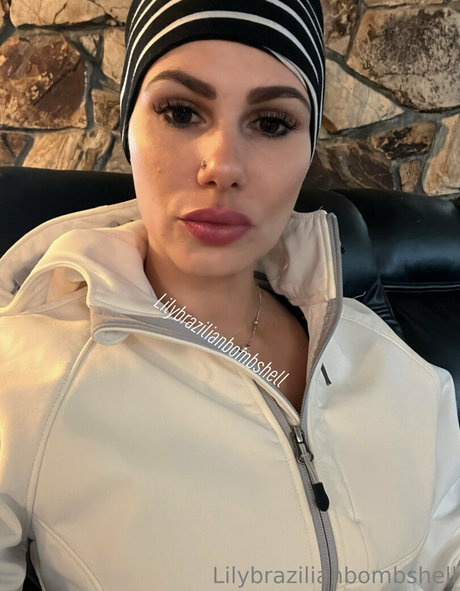 Lilybrazilianbombshell