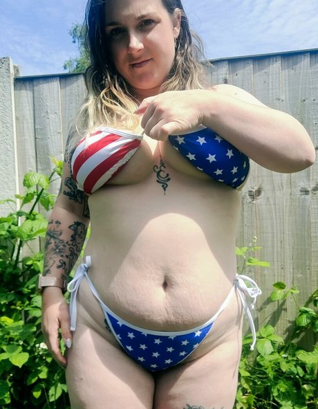 Nahá fotka uniklých OnlyFans od Pregnantmamamsalicefury