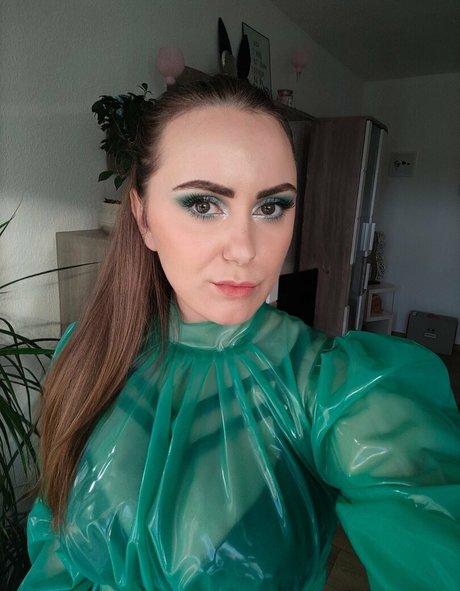 Madame.alaska.official