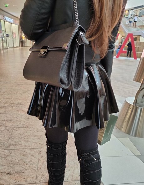 Madame.alaska.official