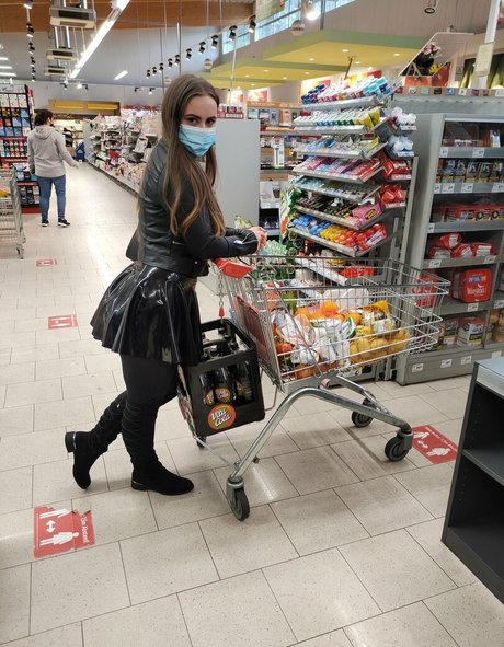 Madame.alaska.official