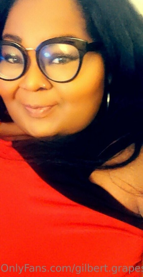 Gilbert.grapes.mama